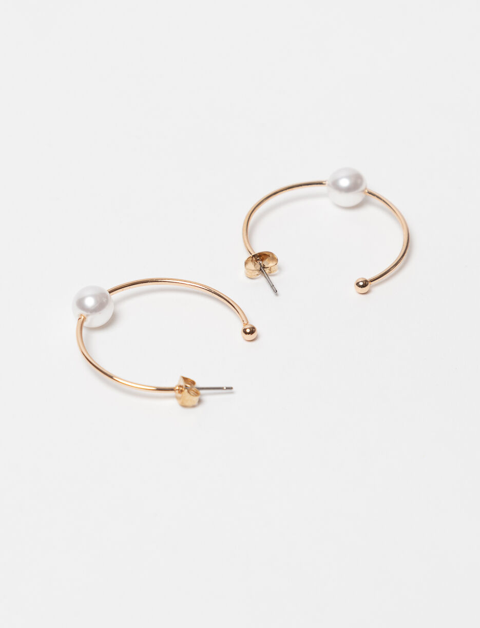 Anneaux d'oreilles à perles