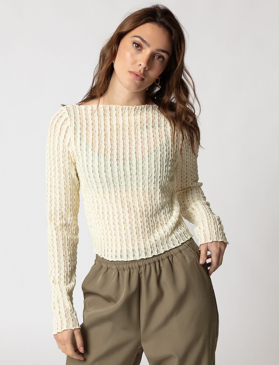 T-shirt en tricot transparent