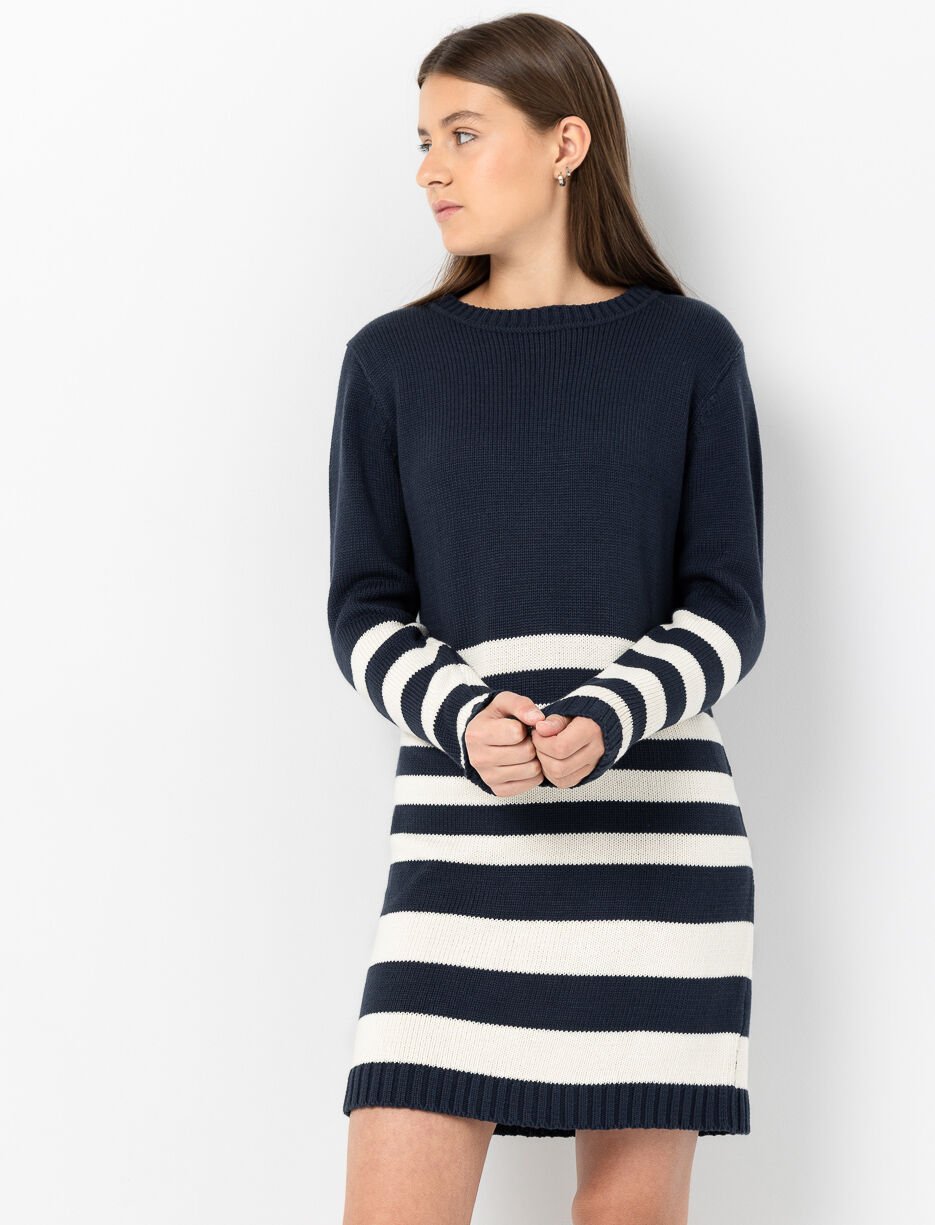 Robe en tricot à rayures