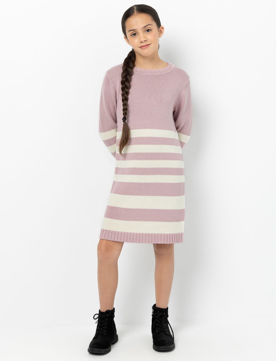 Robe en tricot à rayures
