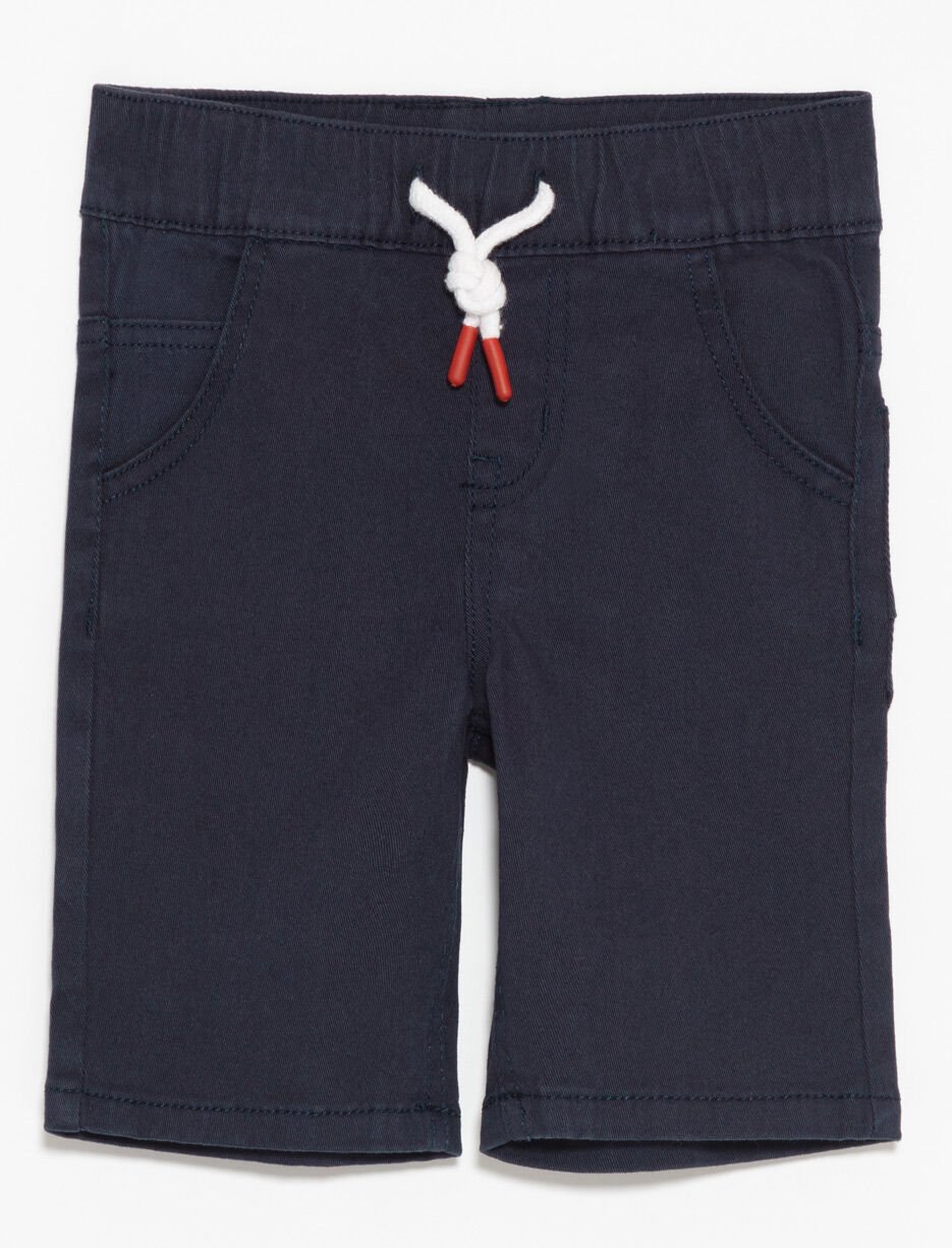 Short &agrave; lacet