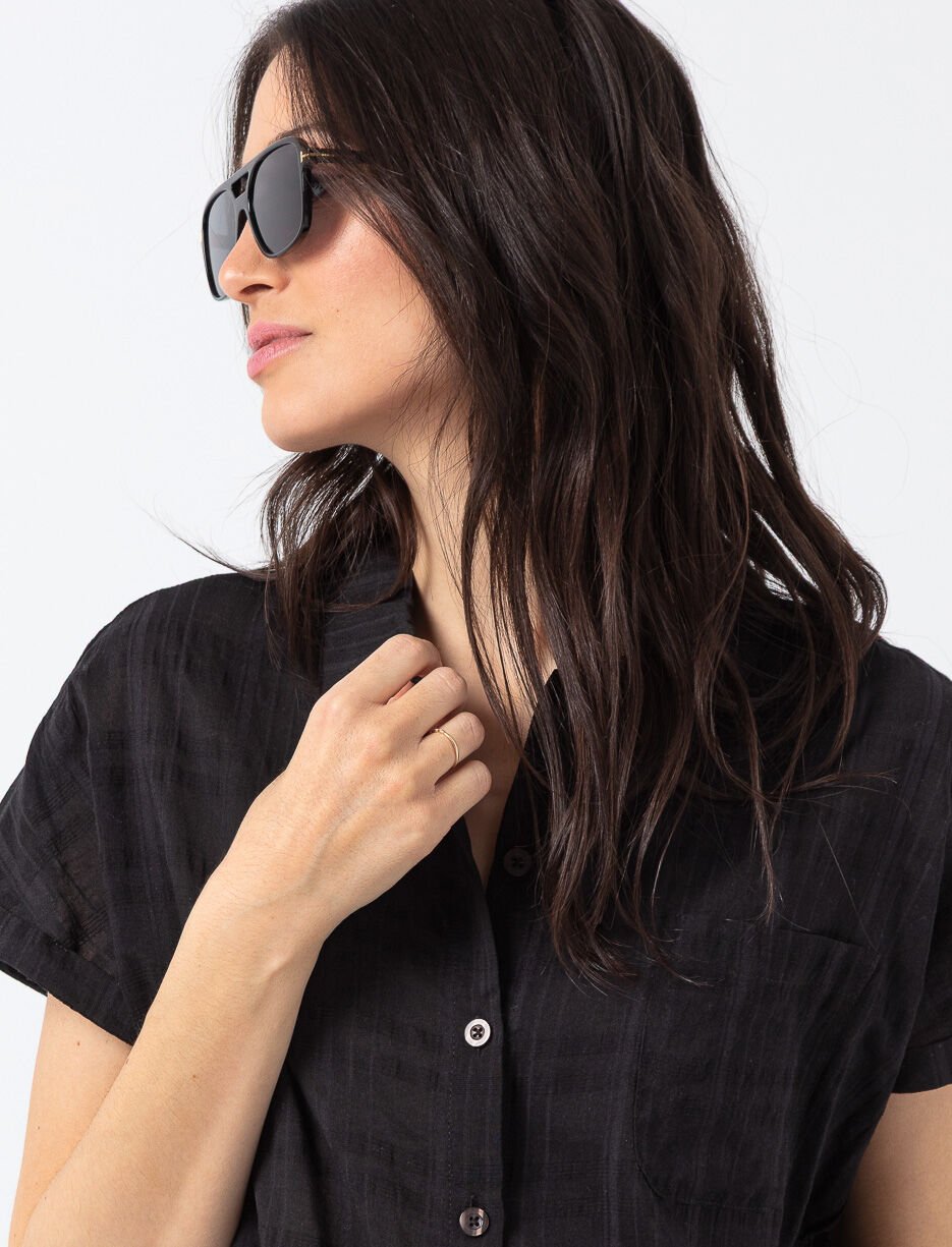 Dolman-sleeve buttoned blouse